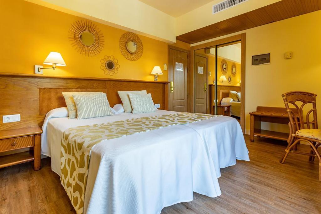 Ona Palmira Paguera Hotel Peguera Szoba fotó